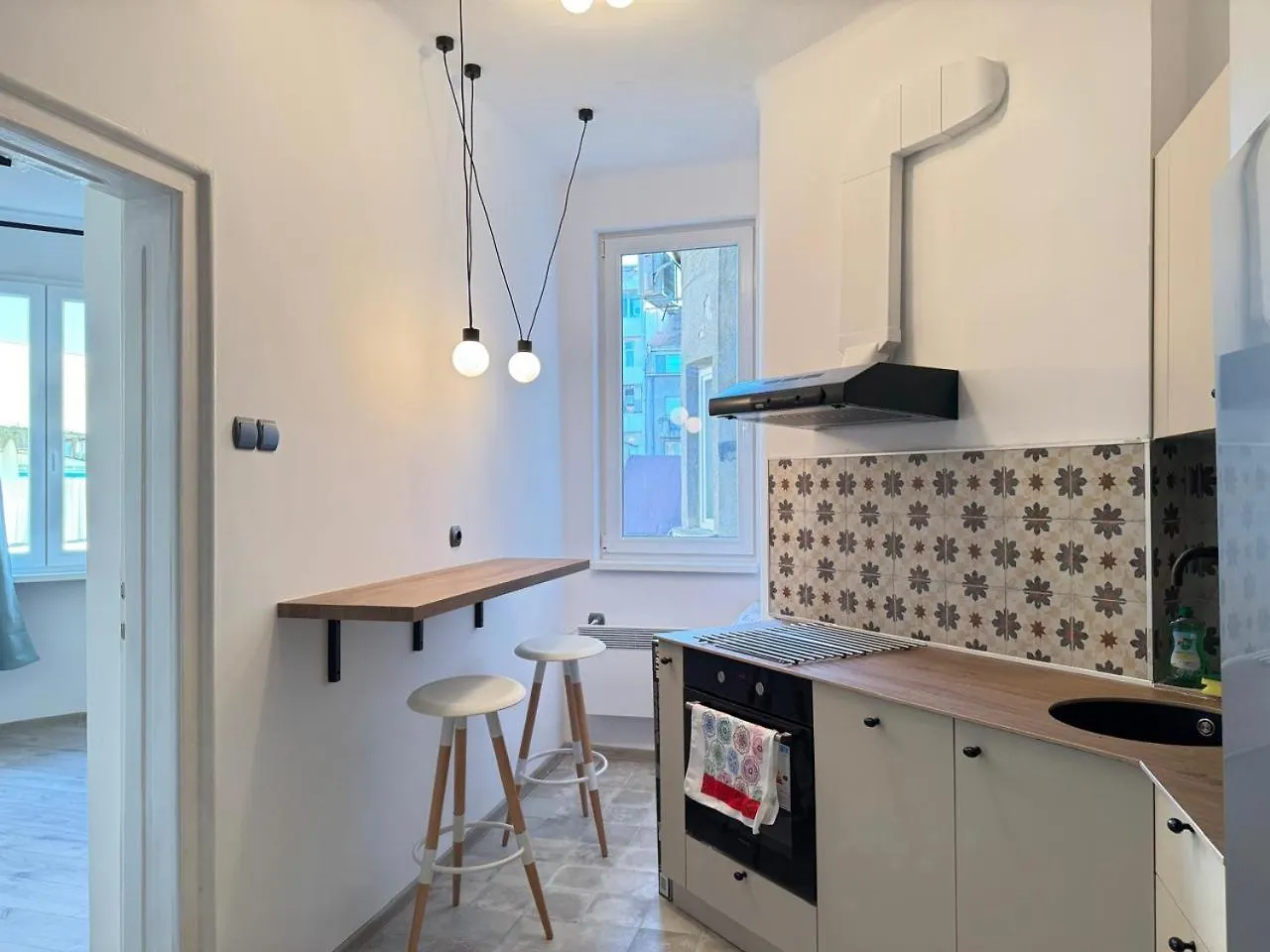 My Place In Sofia - Top Center - 2 Bedrooms - Self Check-In
