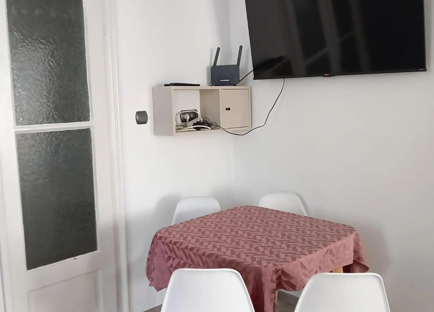 My Place In Sofia - Top Center - 2 Bedrooms - Self Check-In