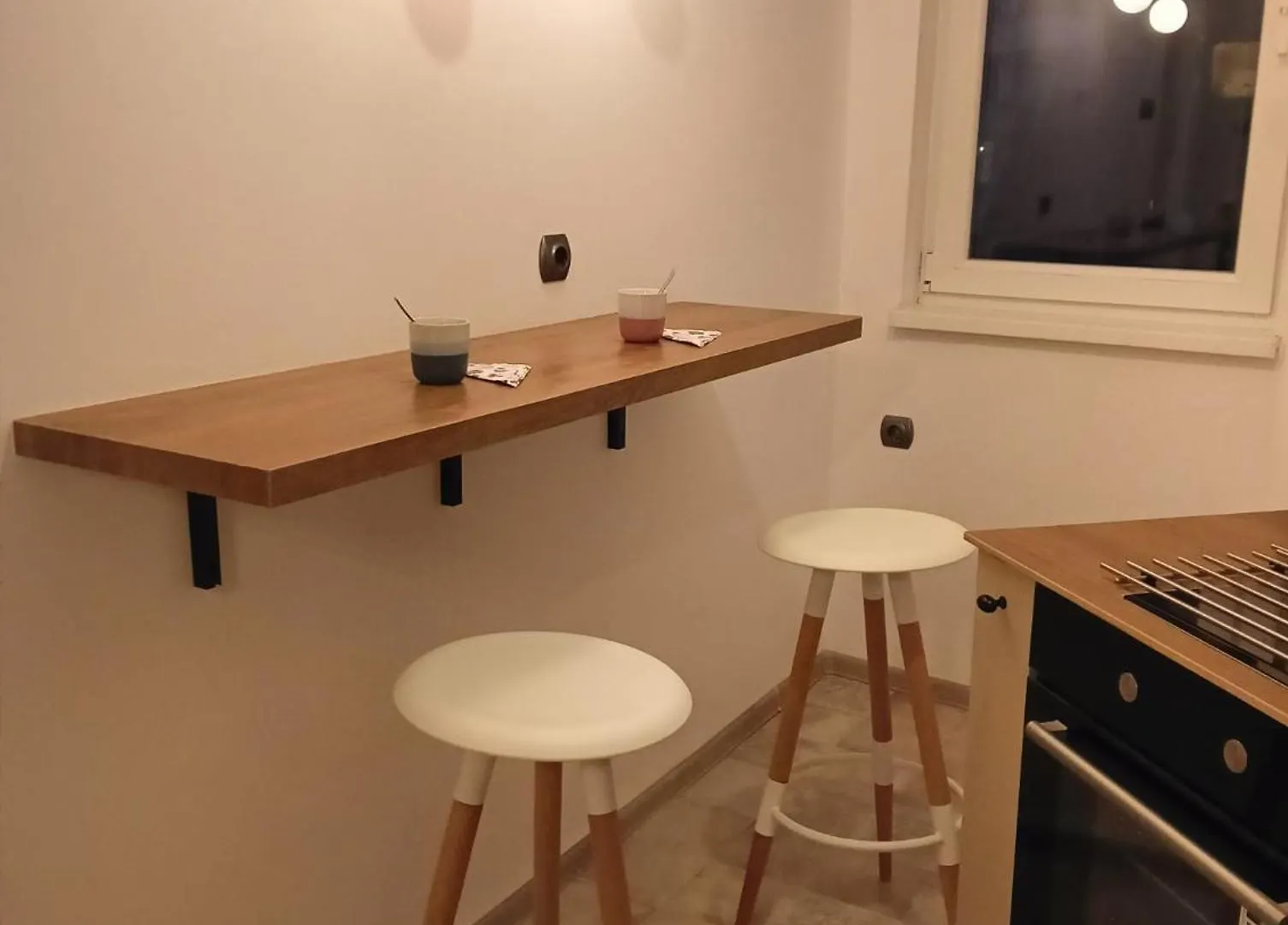 My Place In Sofia - Top Center - 2 Bedrooms - Self Check-In