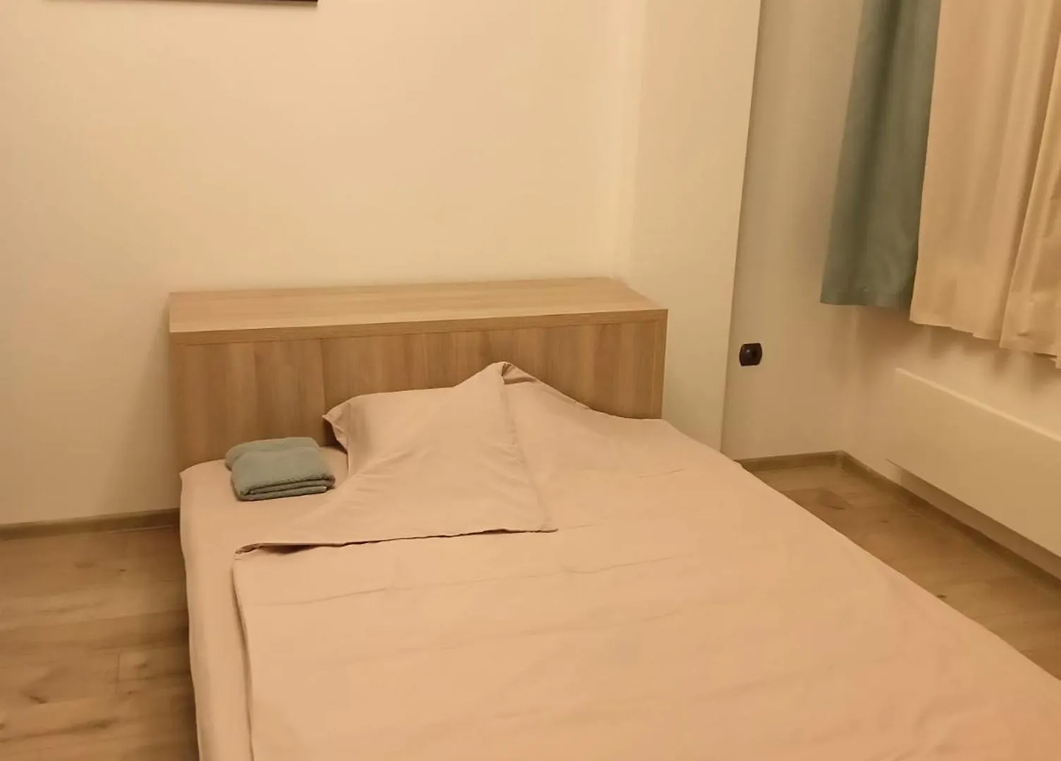 My Place In Sofia - Top Center - 2 Bedrooms - Self Check-In